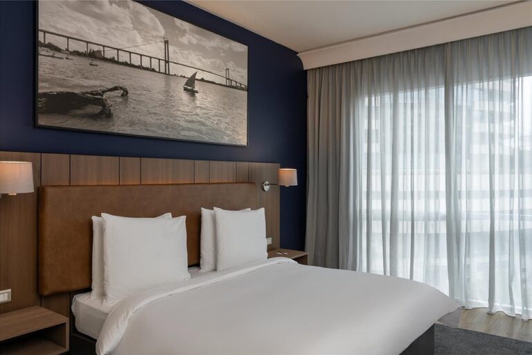 Radisson Blu Hotel photo