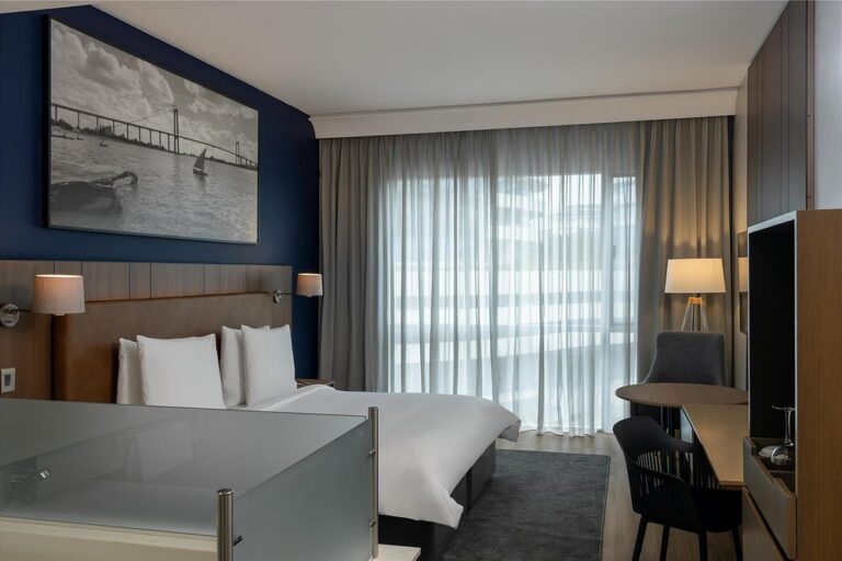 Radisson Blu Hotel photo