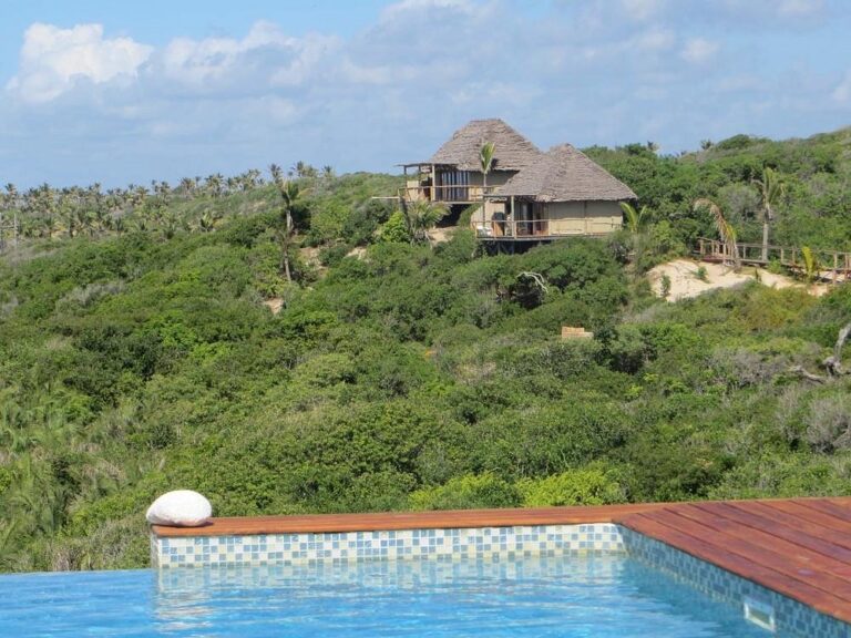 Travessia Beach Lodge photo